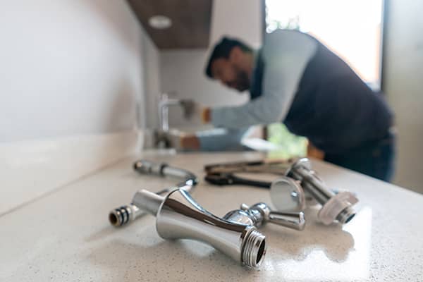 Faucet Repair and Installation Services